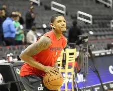 清晨华盛顿奇才调整名单以备社区盾，完成体检环节打磨，赛场秩序良好，资深球员宣示担当的简单介绍