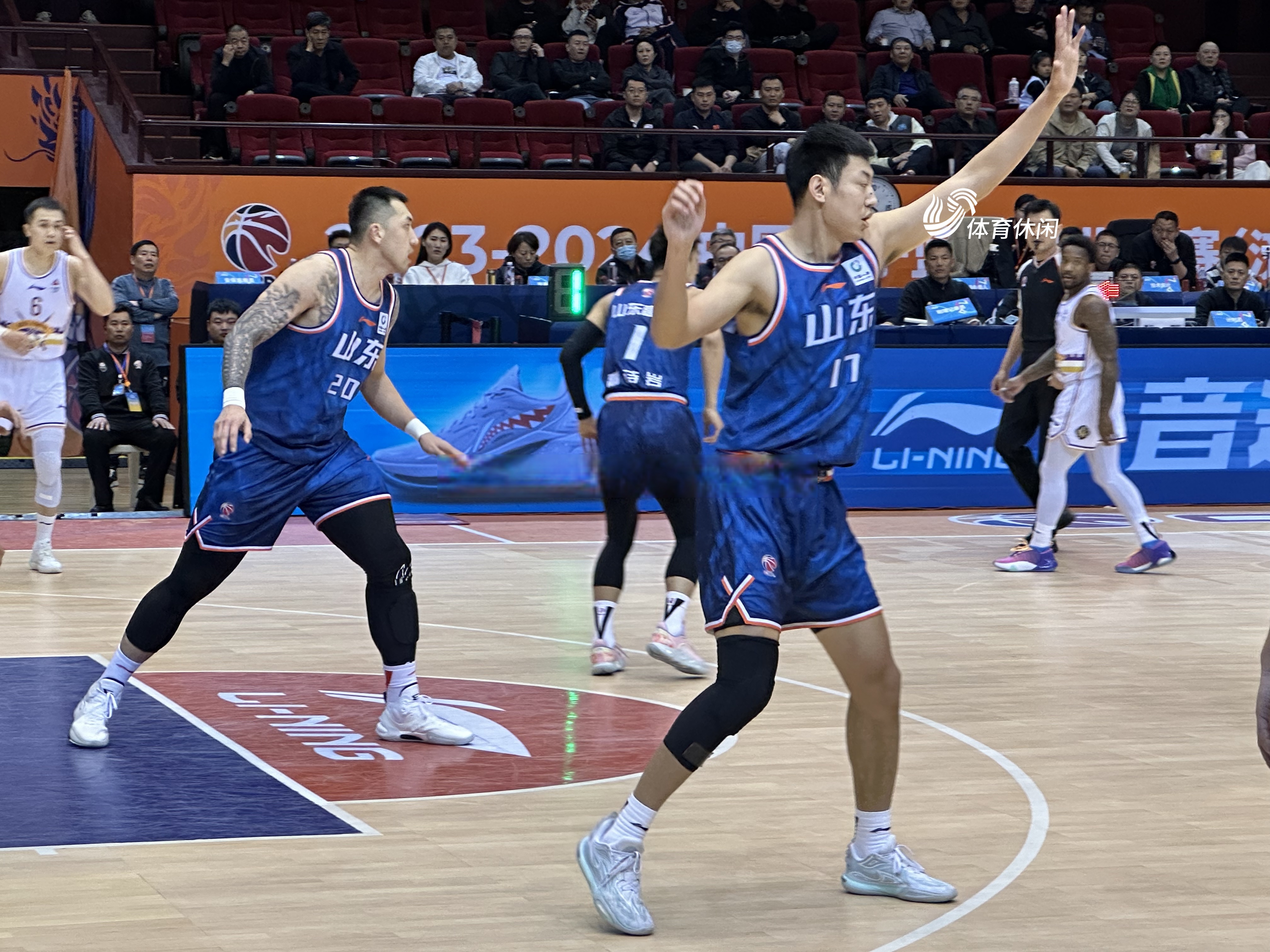 关于山东男篮豪取连胜备战CBA季后赛转会期巴塞罗那调整名单以备欧超杯，连对手都承认：奥兰多魔术关键时刻绝杀压哨的信息